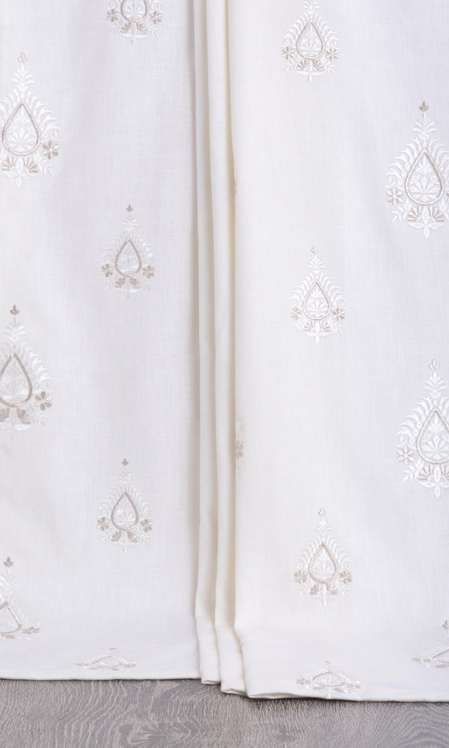 Embroidery Curtains (Pure White/ Pale Gray)