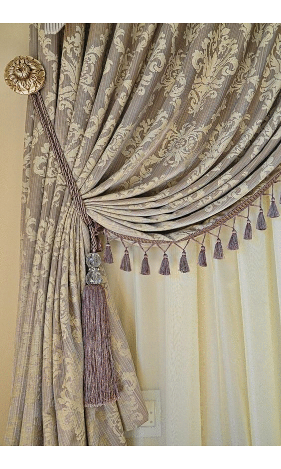 Curtain with tassel trim border