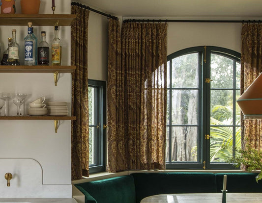 Patterned short curtains