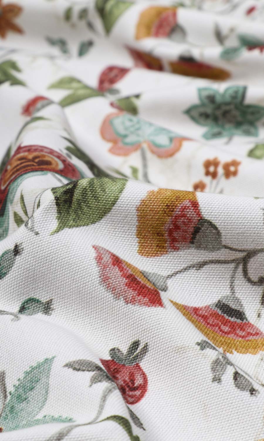 Floral Cotton Home Textile Fabric Material Sample (White/ Green/ Red)