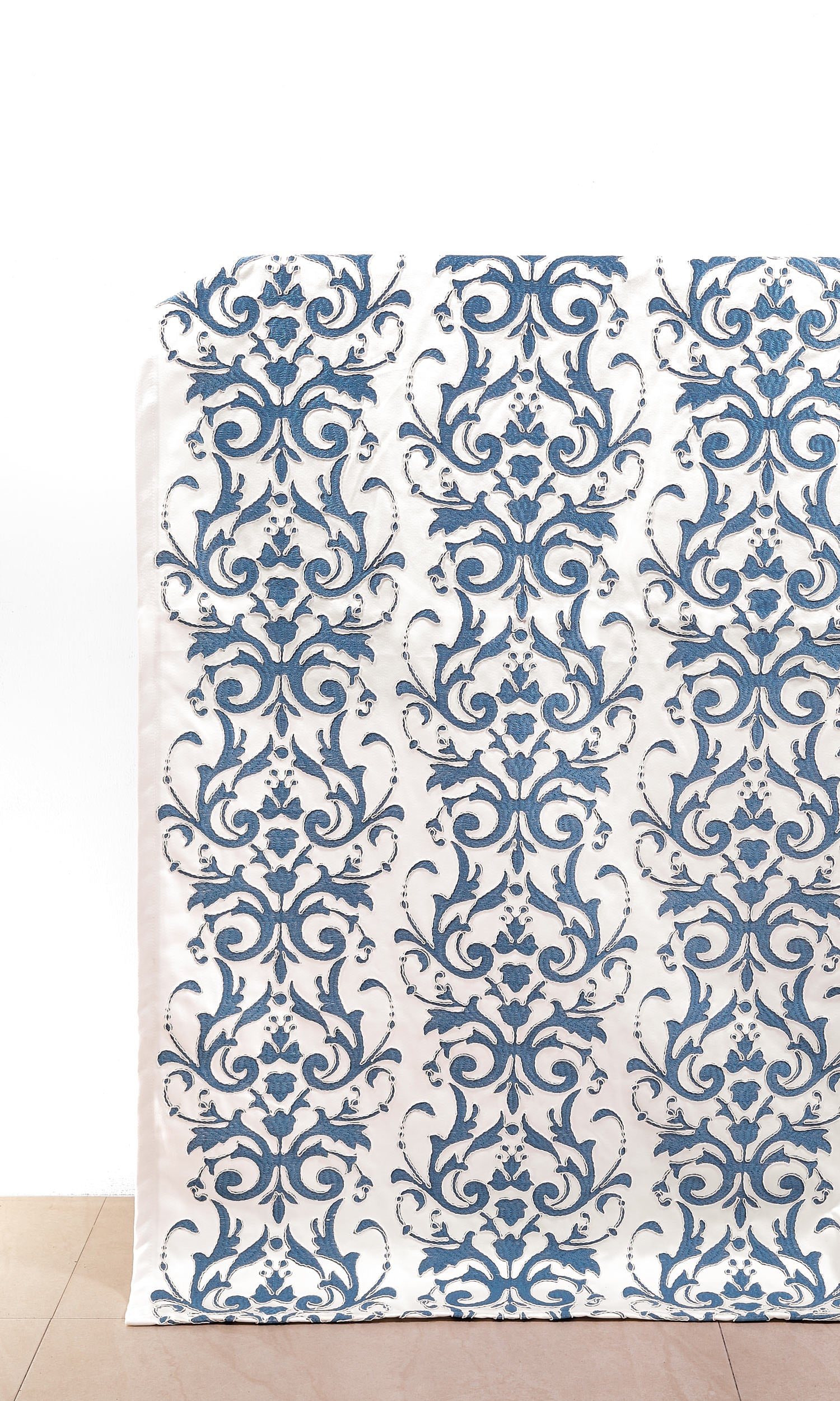 Damask Home Décor Fabric By the Metre (White/ Blue)