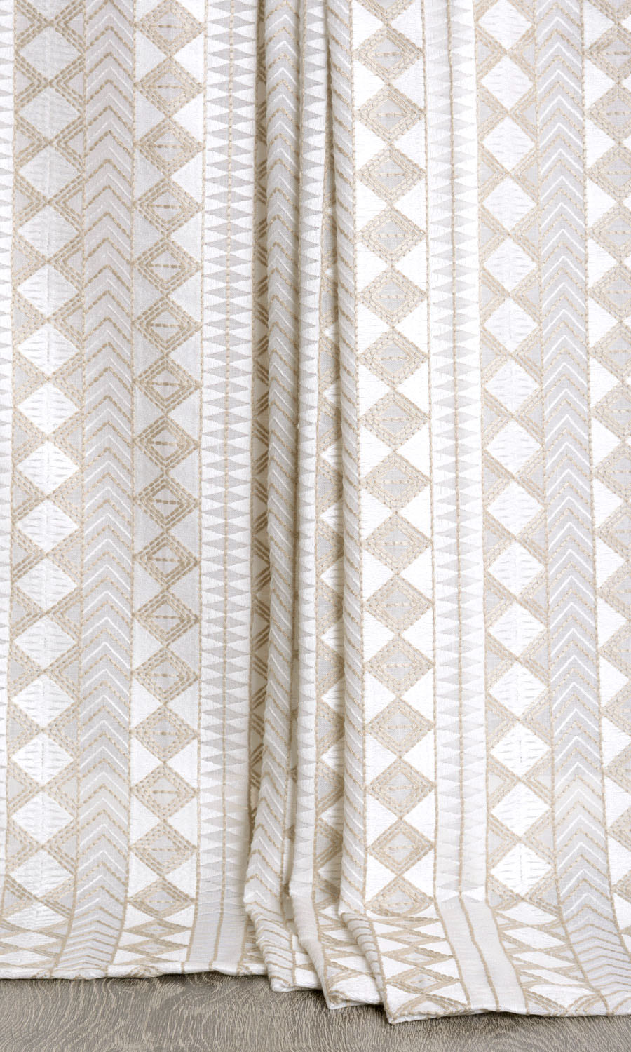 Geometric Patterned Sheer Window Treatments Fabric By the Metre (White/ Beige)