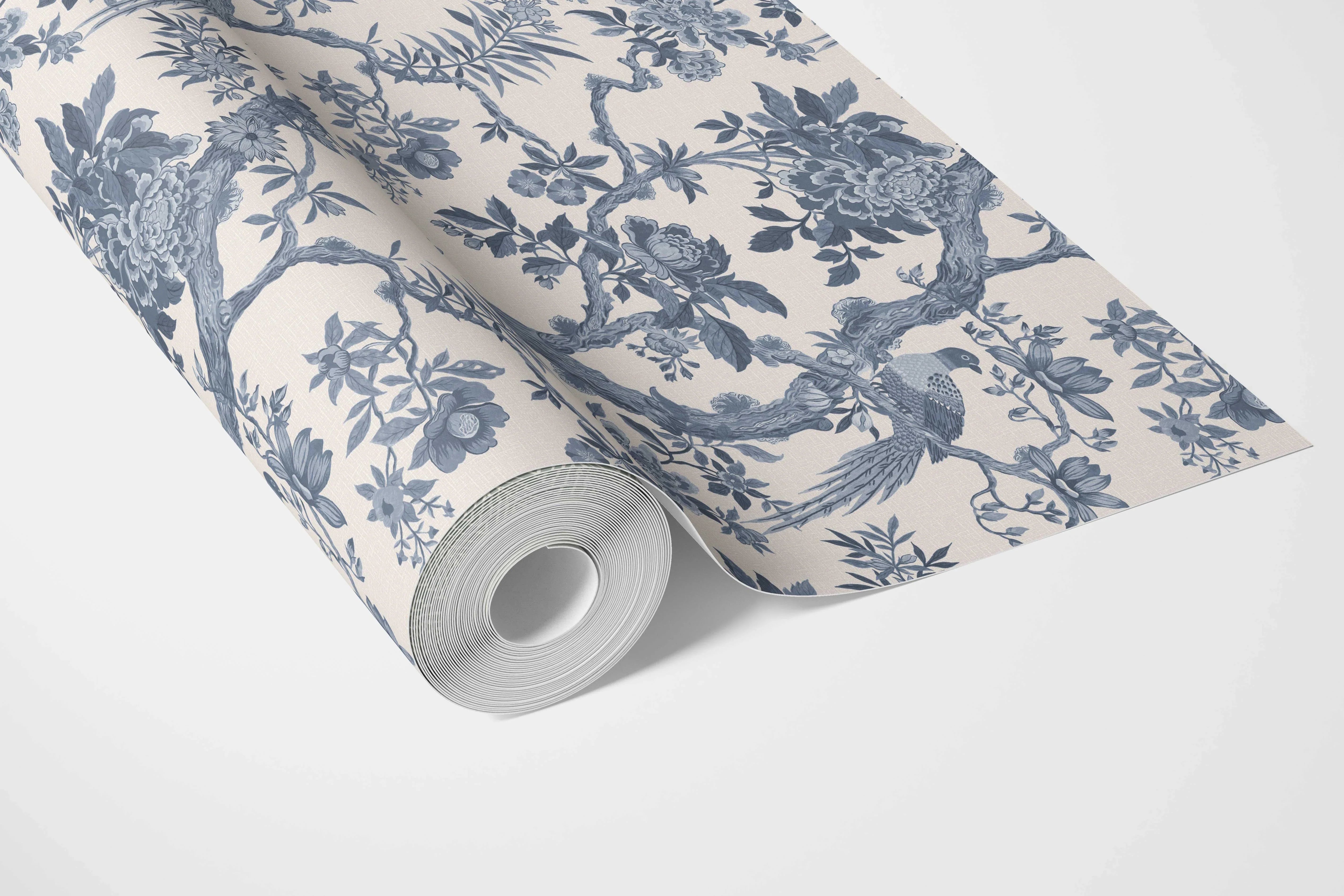 Floral Toile/ Bird Print Chinoiserie Bathroom Wallpaper (Navy Blue/ Off-White)