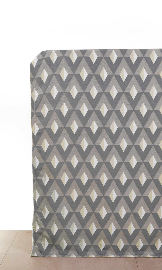  Drapery (Brown/ Gray/ White)