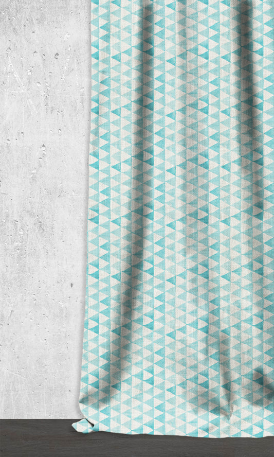 Triagonal Print Drapes (Eggshell White/ Blue)