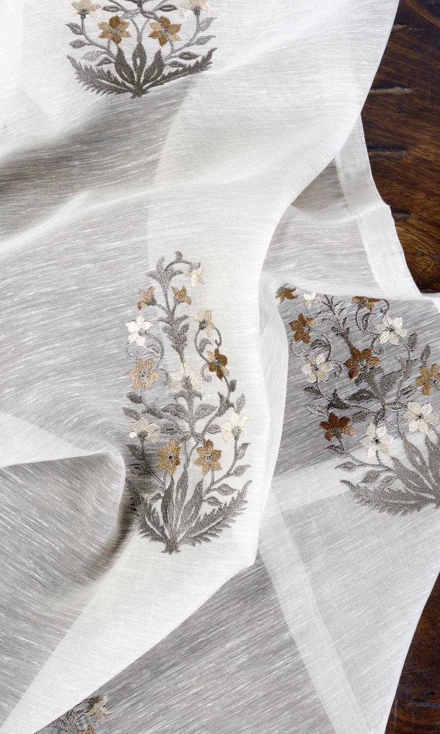 Patterned / Printed / Floral / Paisley / Damask Window Treatments Fabric Sample