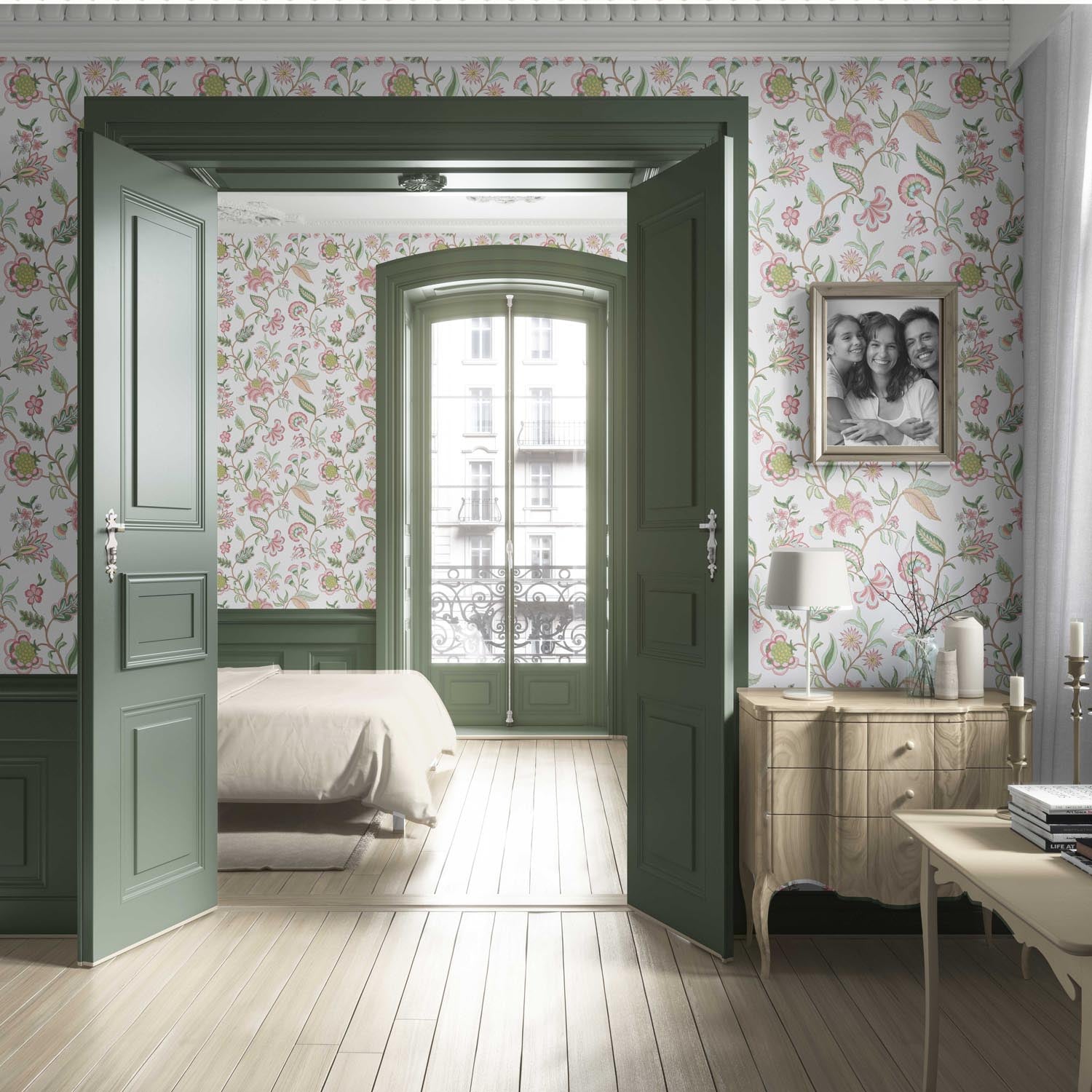 Botanical/ Floral Chinoiserie Living Room Wallpaper (Pink/ Green/ Blue)