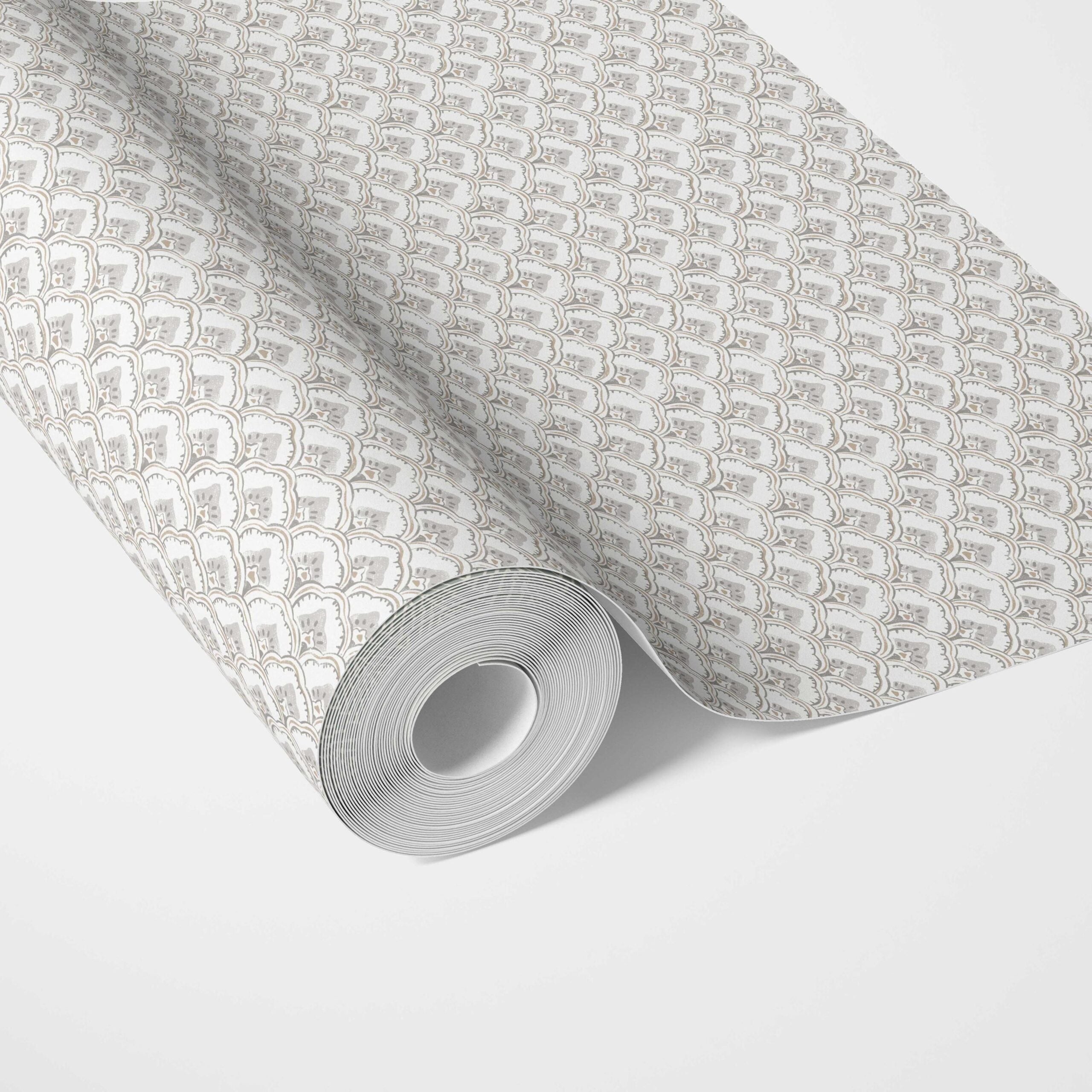Small-Scale Floral Lattice Traditional Wallpaper (Gray/ White)