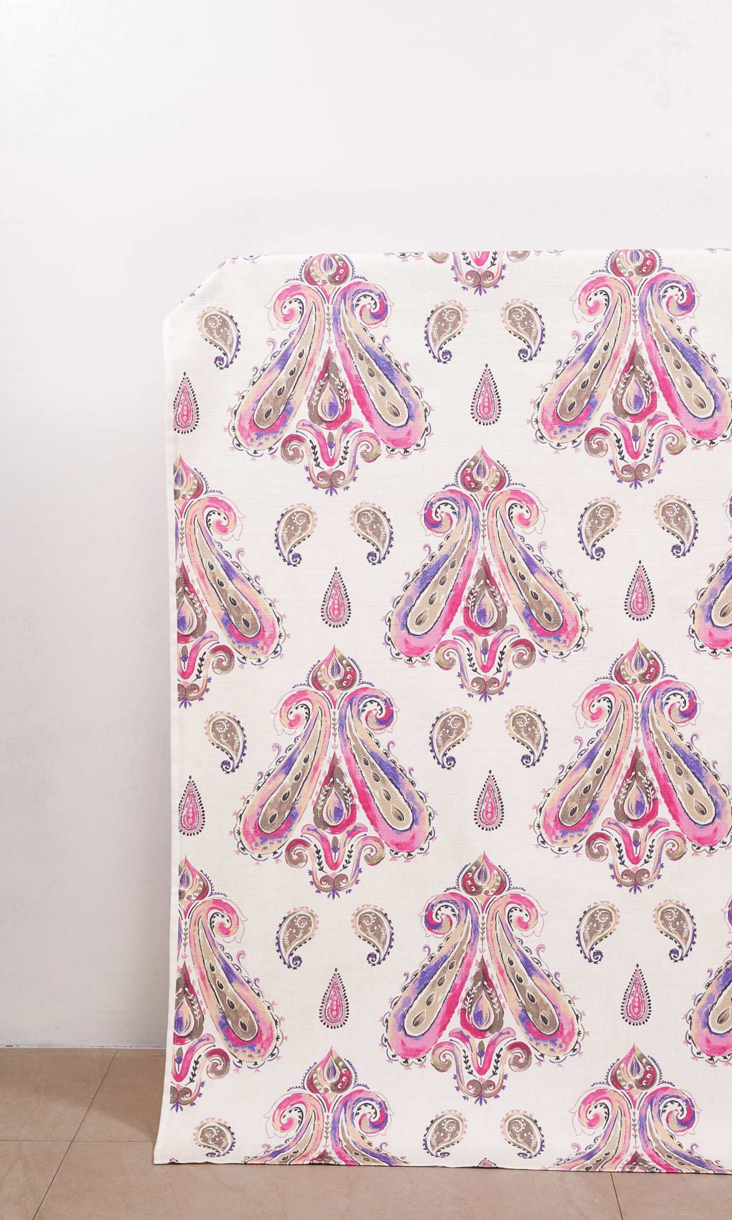 Paisley Print Window Treatments Fabric Sample (Pink/ Purple)