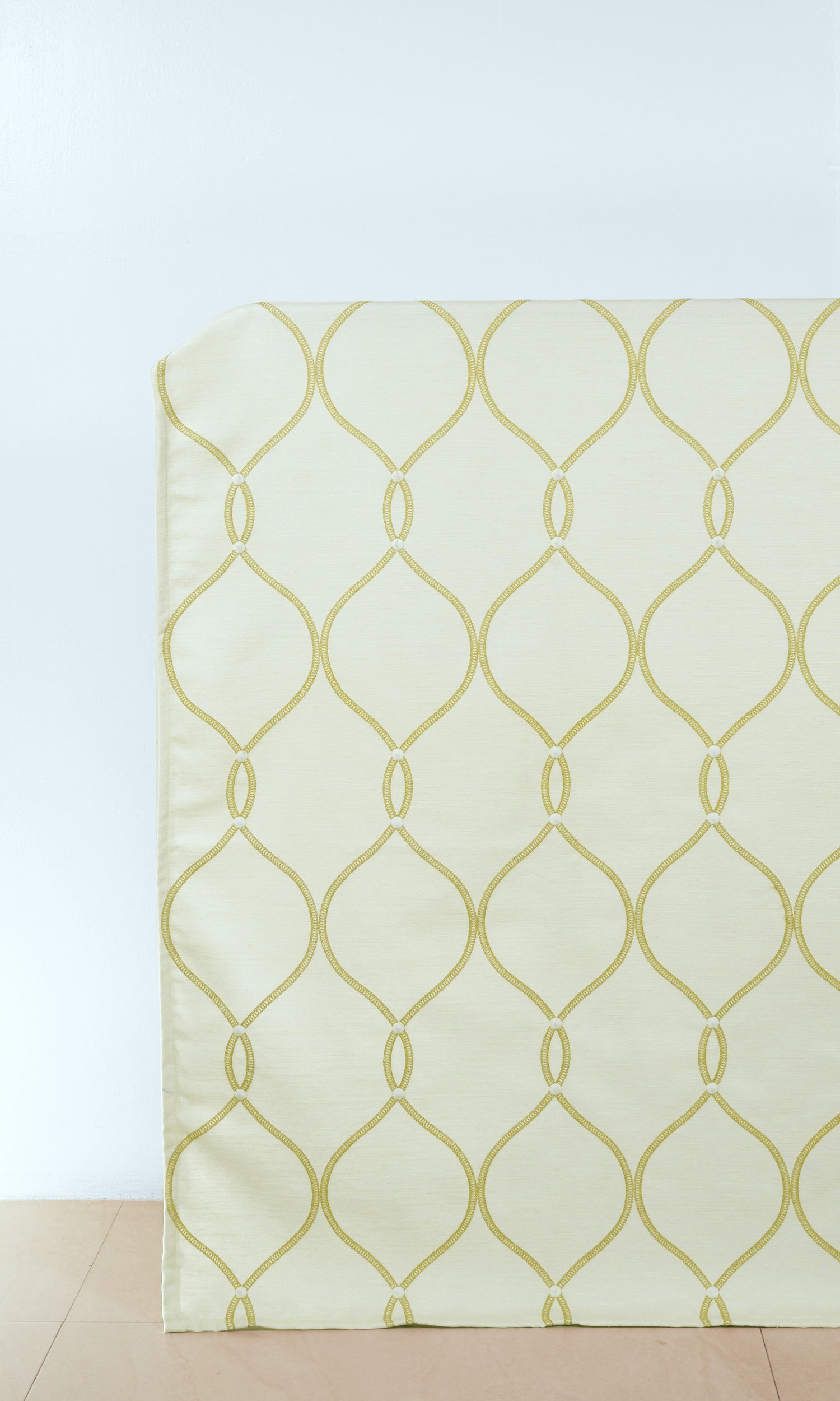 Ogee Embroidery Home Décor Fabric Sample (White/ Yellow)